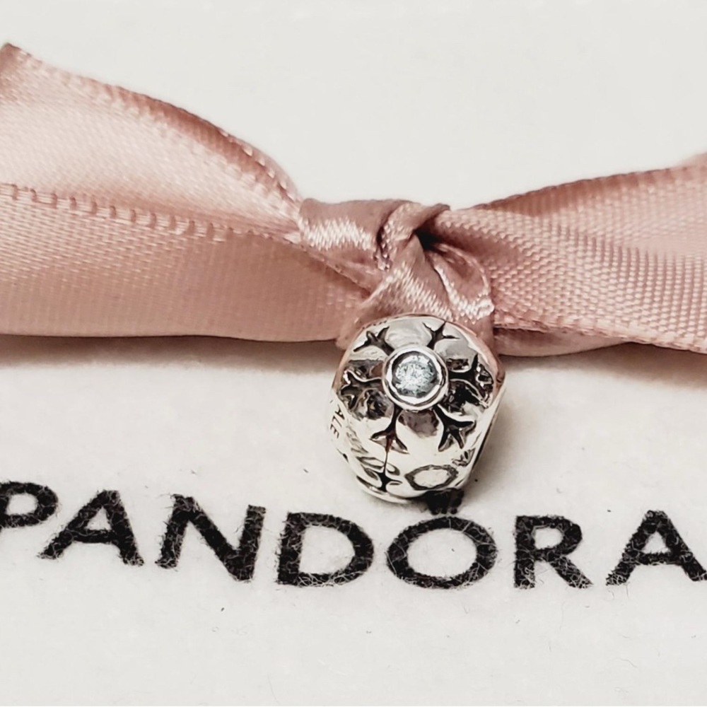 Pandora Snowflake Charm